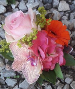 Montage de fleurs